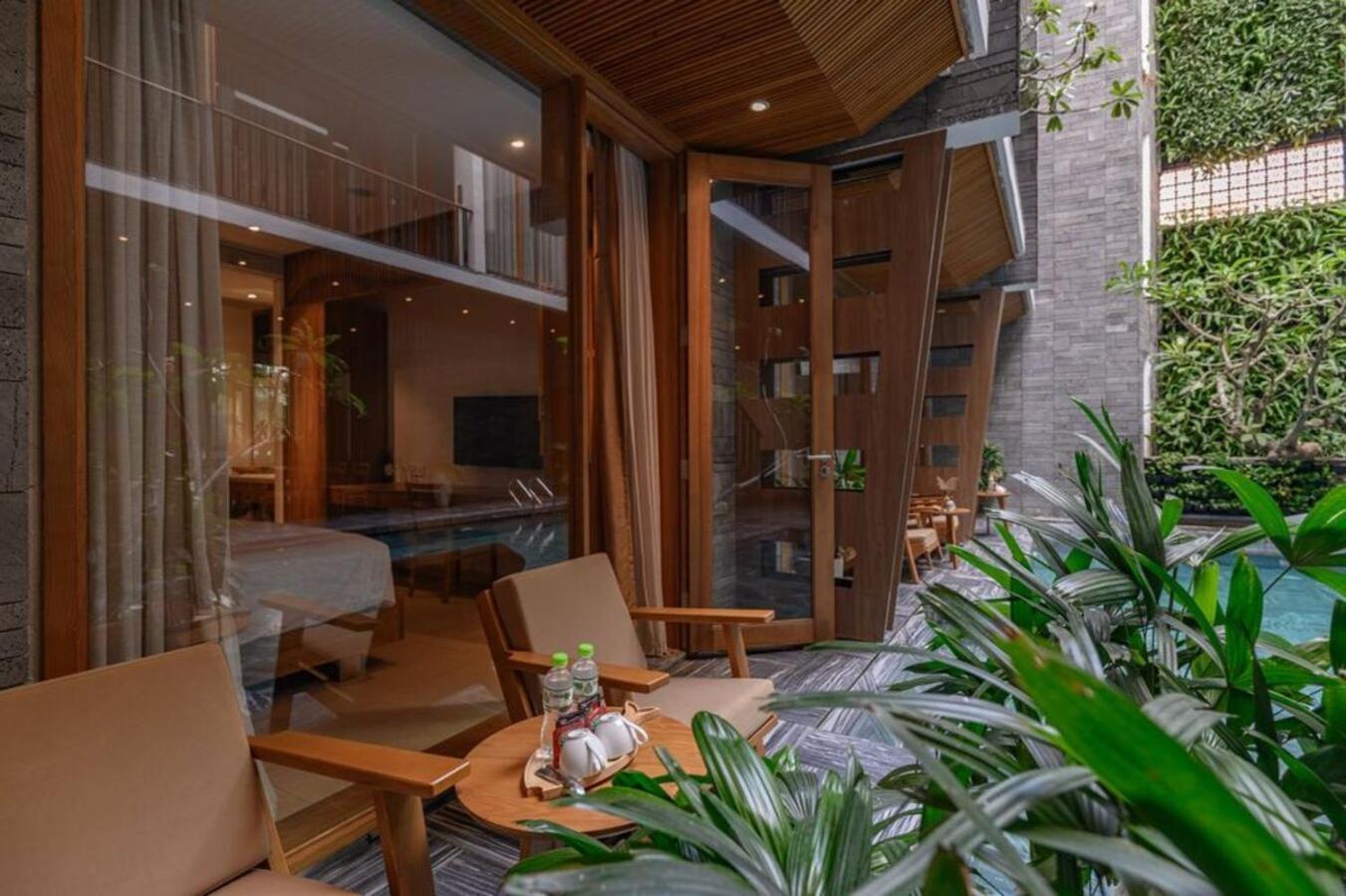 Minh House 3*