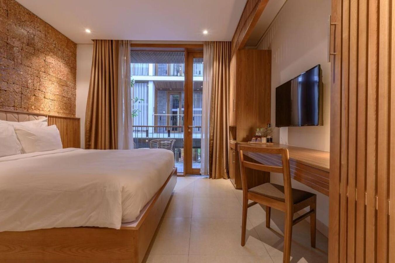 Minh House